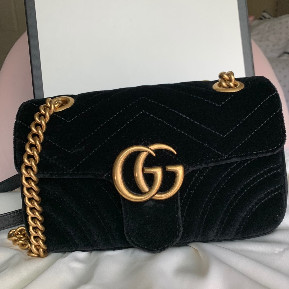 GUCCI MARMONT MINI IN BLACK VELVET!